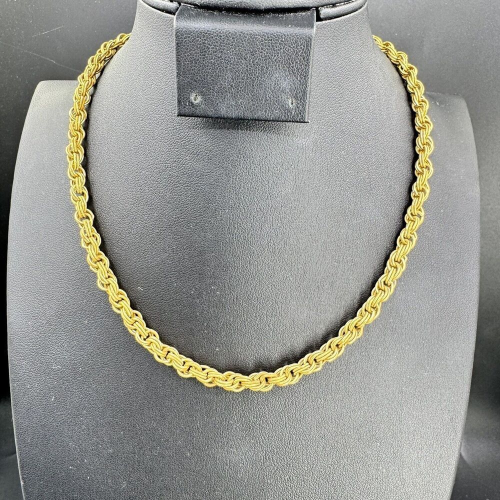 Vtg Designer Signed Gold Tone Necklace Castlecliff 15.5 in.